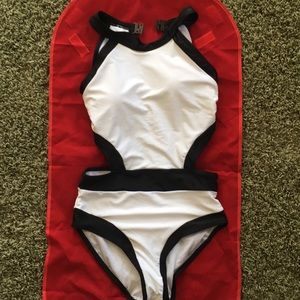 One piece Swimsuit
